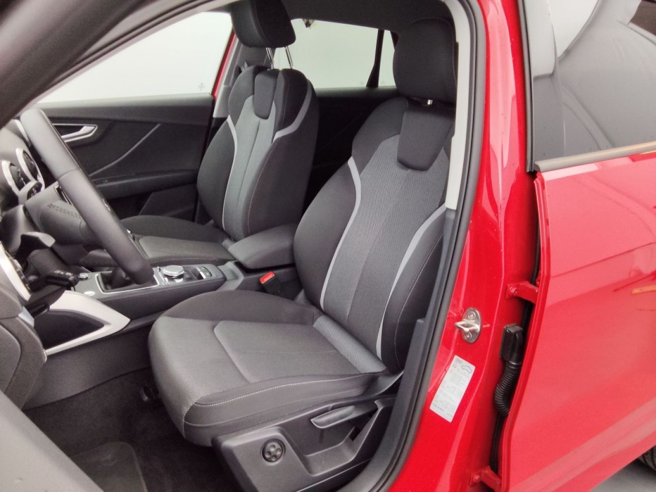 Mandataire AUDI Q2 30 TDI 116CH PACK S LINE EXTERIEUR