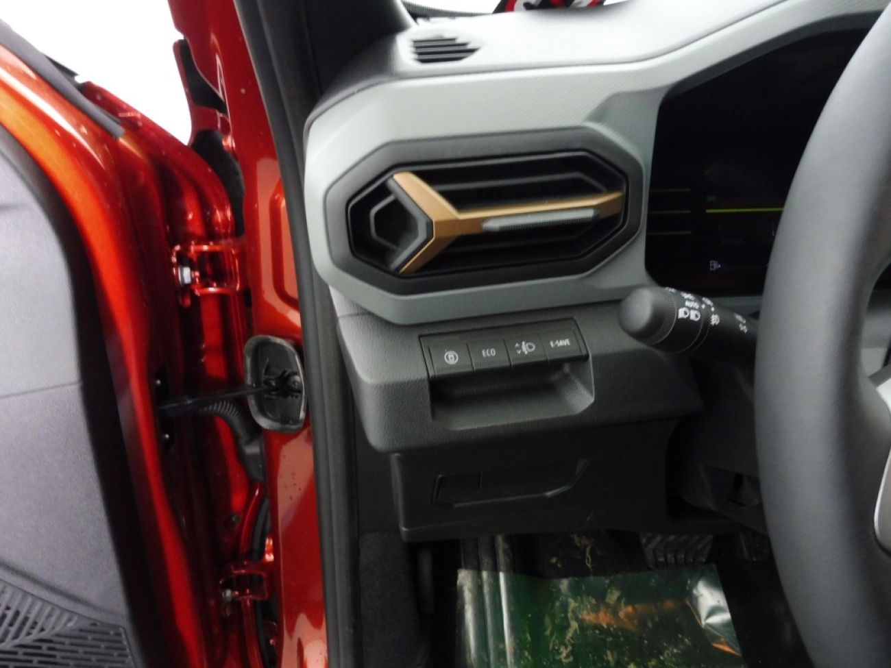 Mandataire Dacia DUSTER 1.6 HYBRID 140CH JOURNEY 4X2