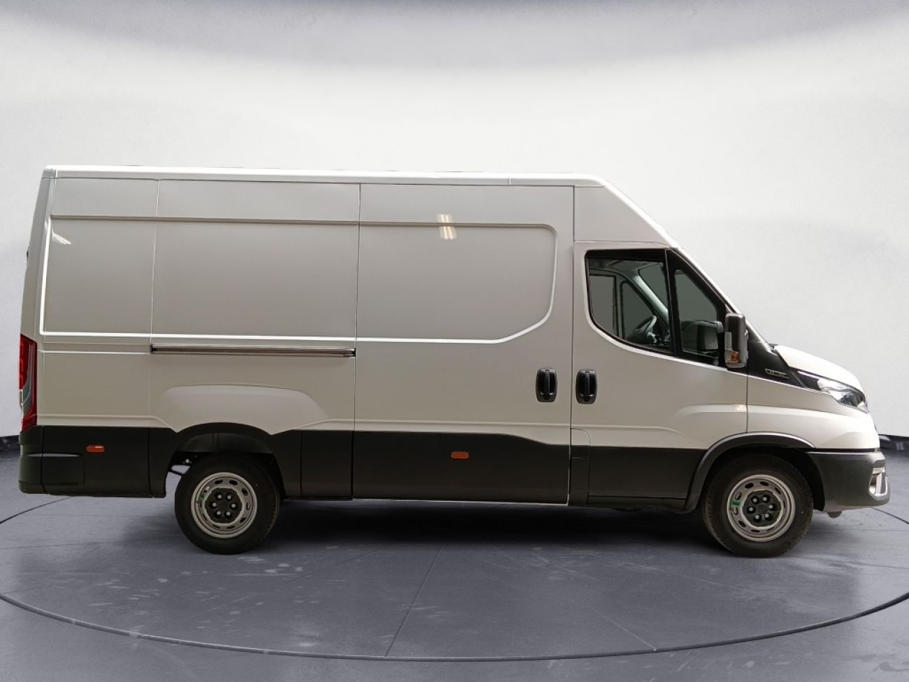 Mandataire IVECO Daily 35S16 2.3 V12 156CV