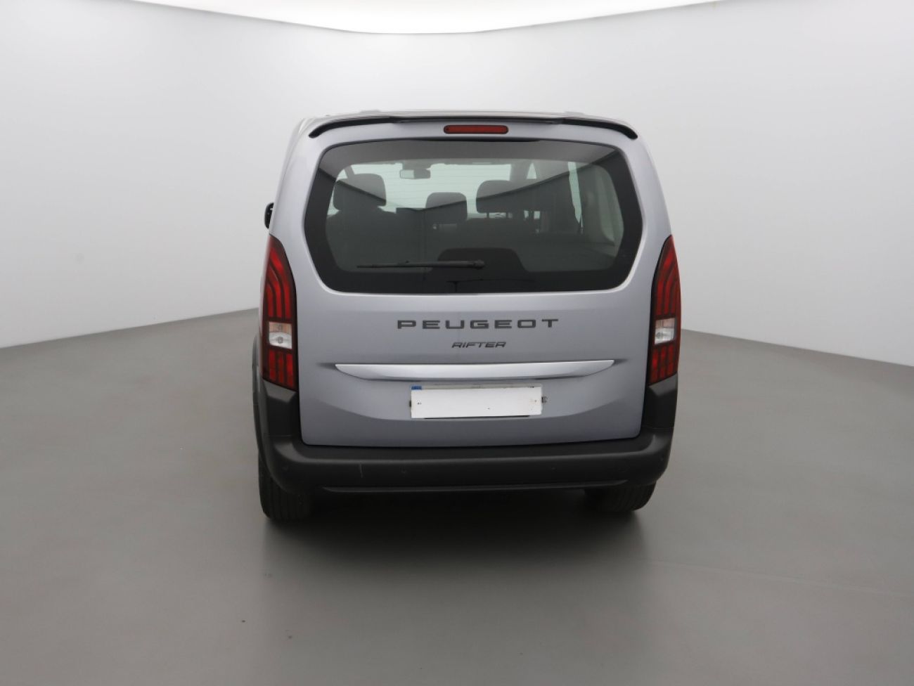 Mandataire PEUGEOT RIFTER TAILLE M - 1.5 BLUEHDI 100CH S&S ALLURE 5 PLACES