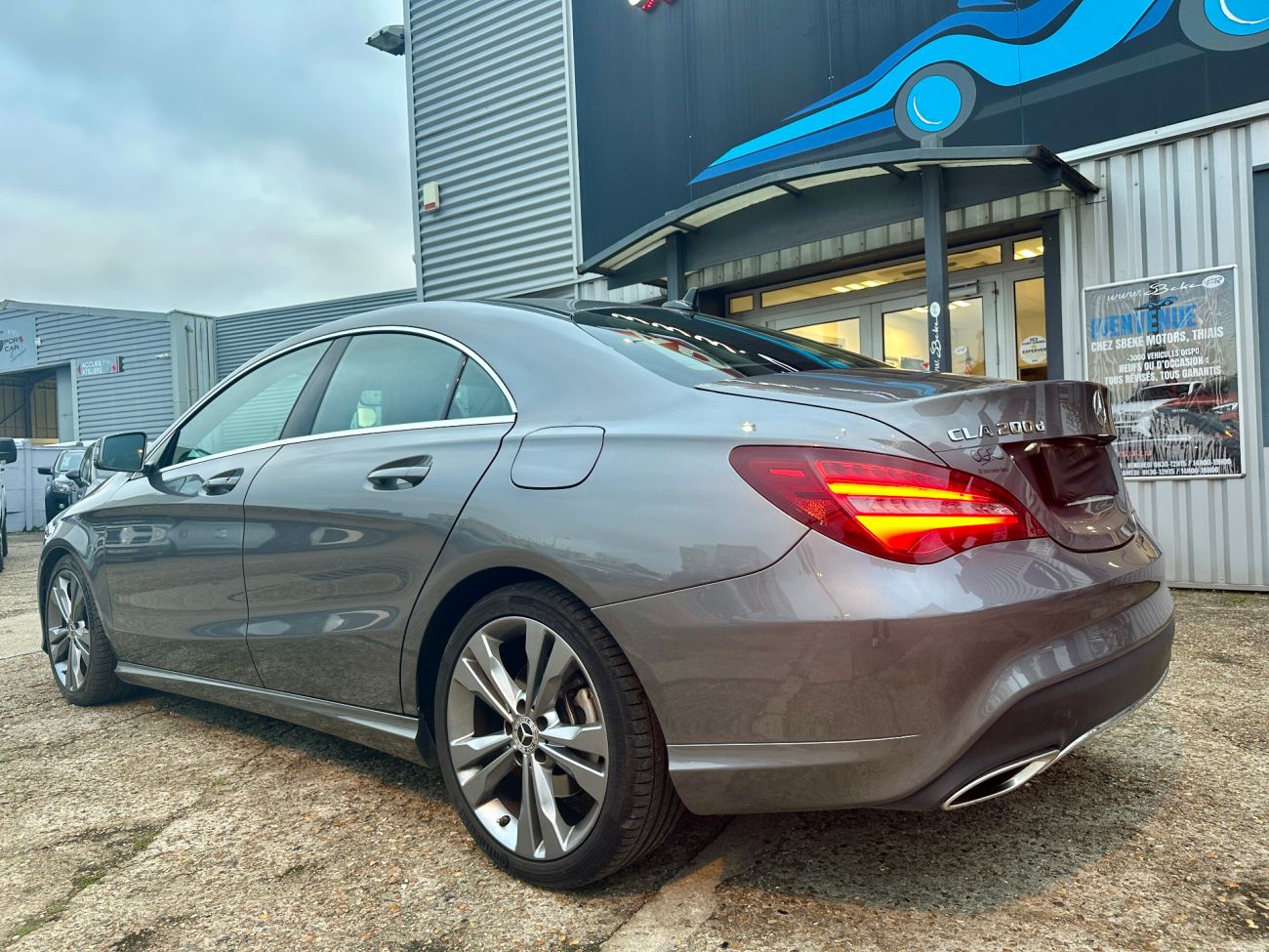 Mandataire MERCEDES-BENZ CLA 200 d 7G-DCT Sensation