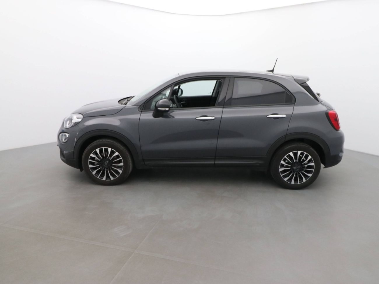 Mandataire FIAT 500X 1.5 FIREFLY TURBO 130CH S/S HYBRID PACK CONFORT DCT7