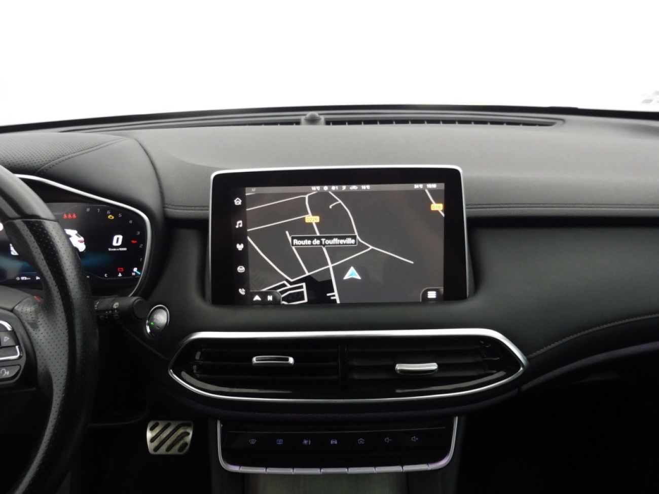 Mandataire MG HS 1.5 T-GDI 162 AT luxury
