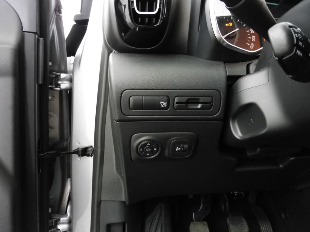 Mandataire Citroën C3 AIRCROSS 1.2 PURETECH 110CH SHINE