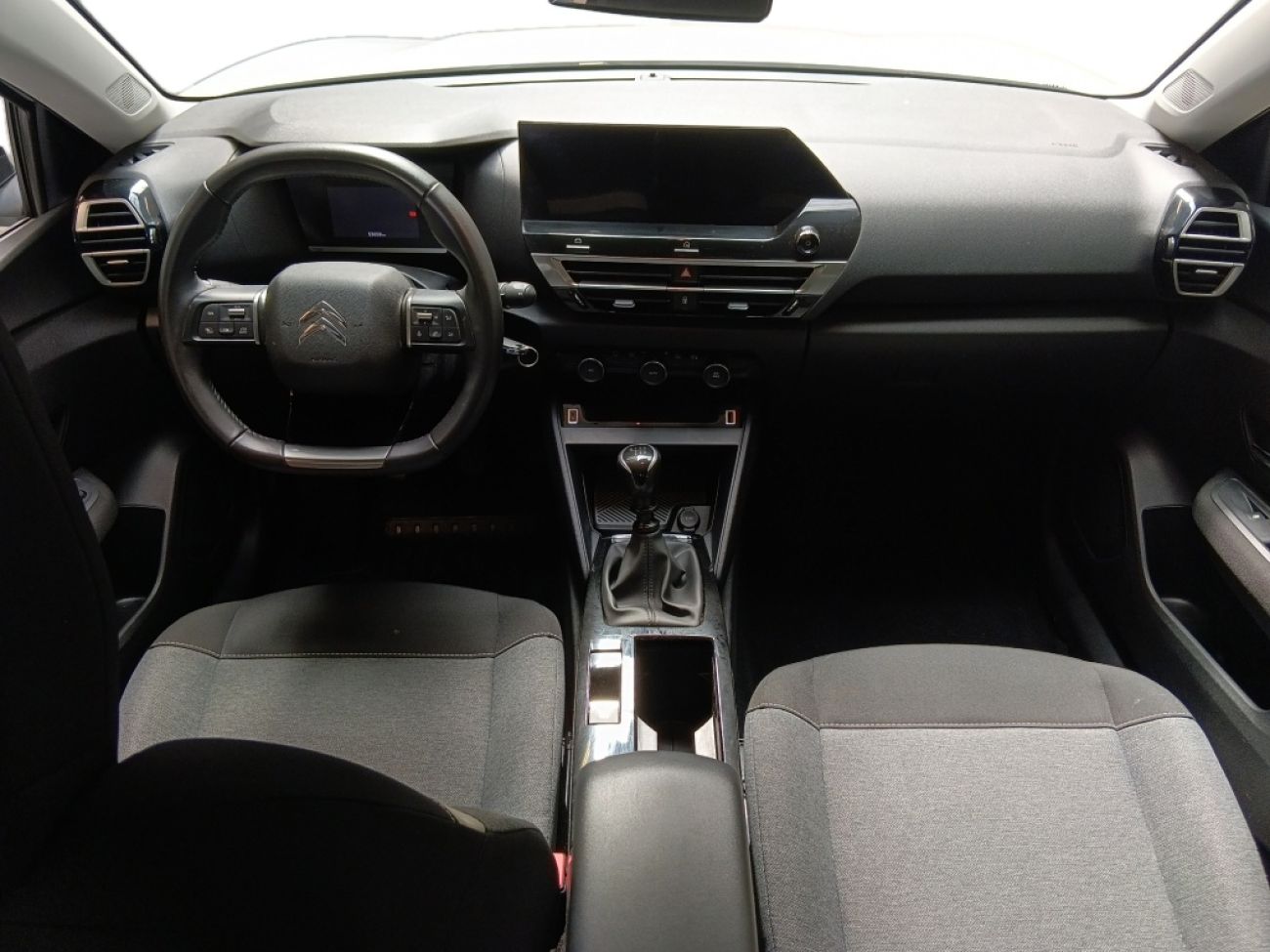Mandataire Citroën C4 X 1.2 PURETECH 100 FEEL