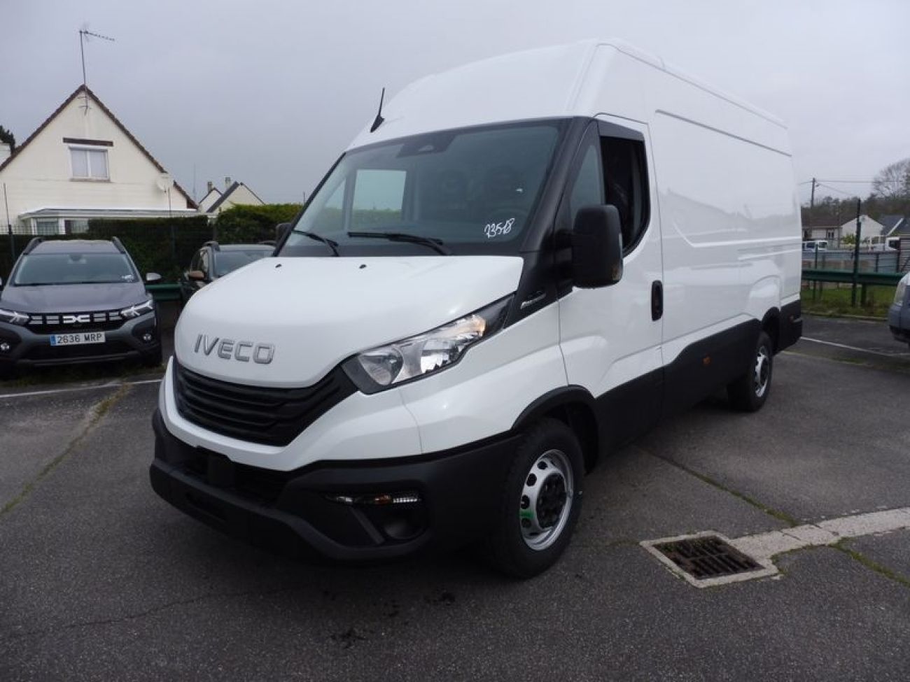 Mandataire IVECO Daily 35S16 2.3 V12 HI-MATIC 156CV