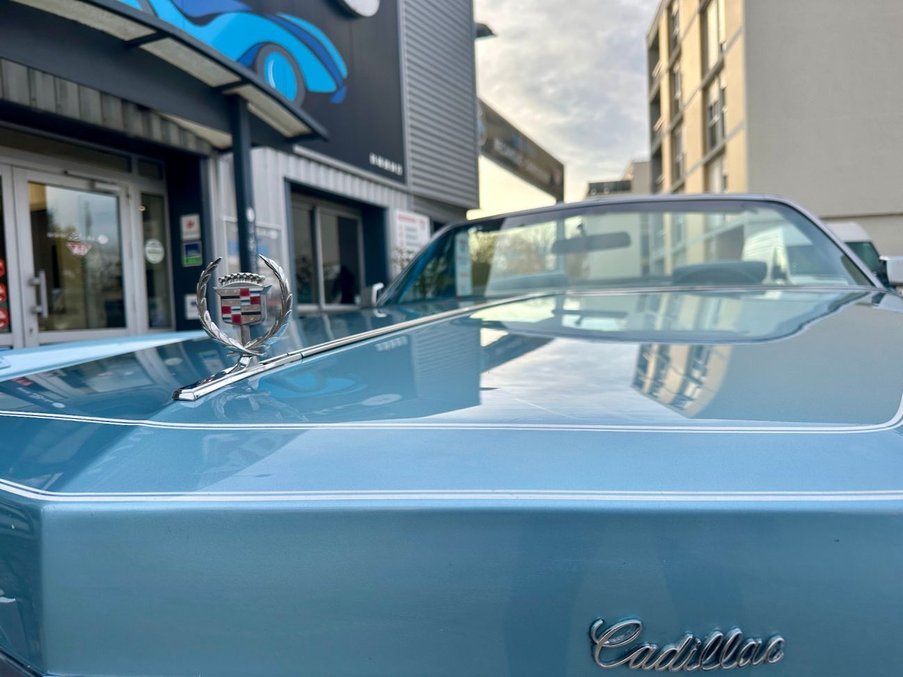 Mandataire CADILLAC ELDORADO CABRIOLET V8 500 CI 8.2