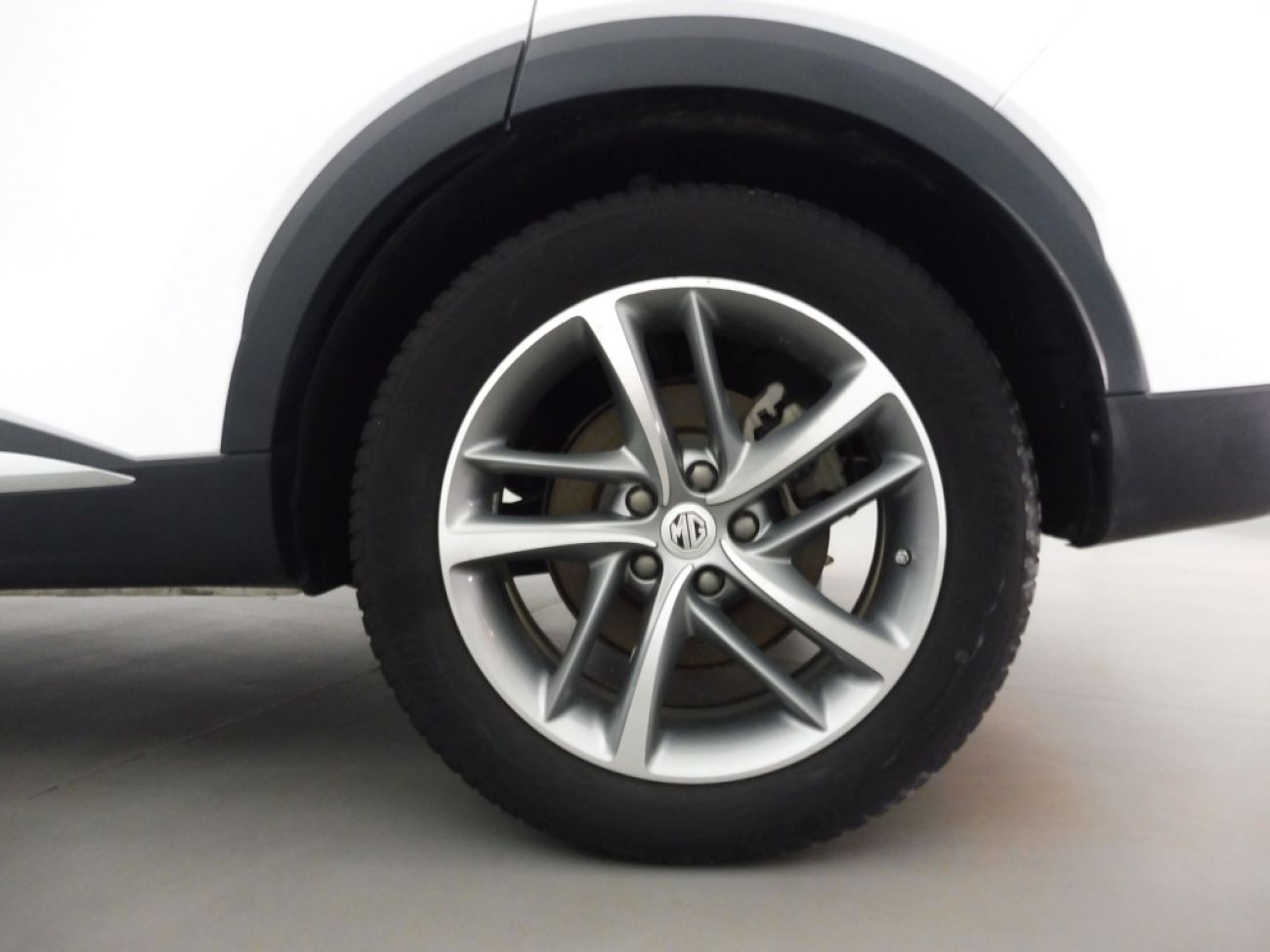 Mandataire MG HS 1.5 T-GDI 162 AT luxury