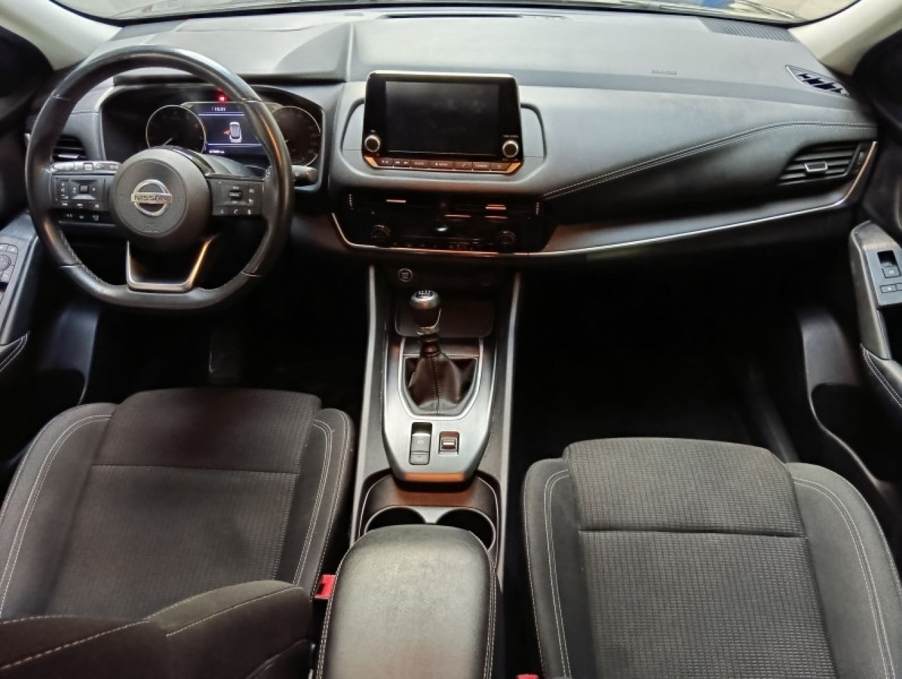 Mandataire NISSAN Qashqai 1.3 DIG-T 140 MHEVacenta