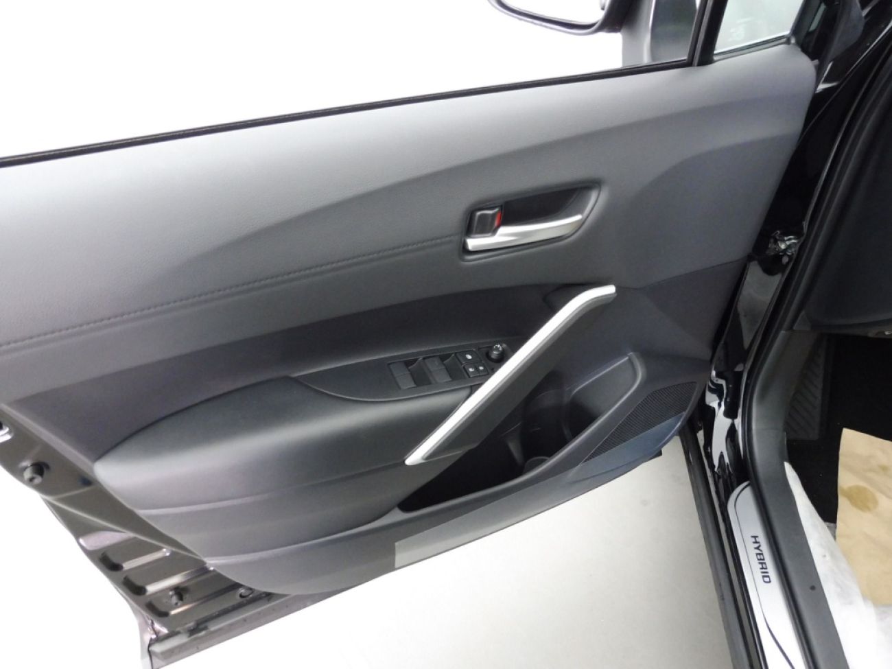 Mandataire TOYOTA COROLLA CROSS ACTIVE DRIVE 1.8 VVTI HYBRID 140