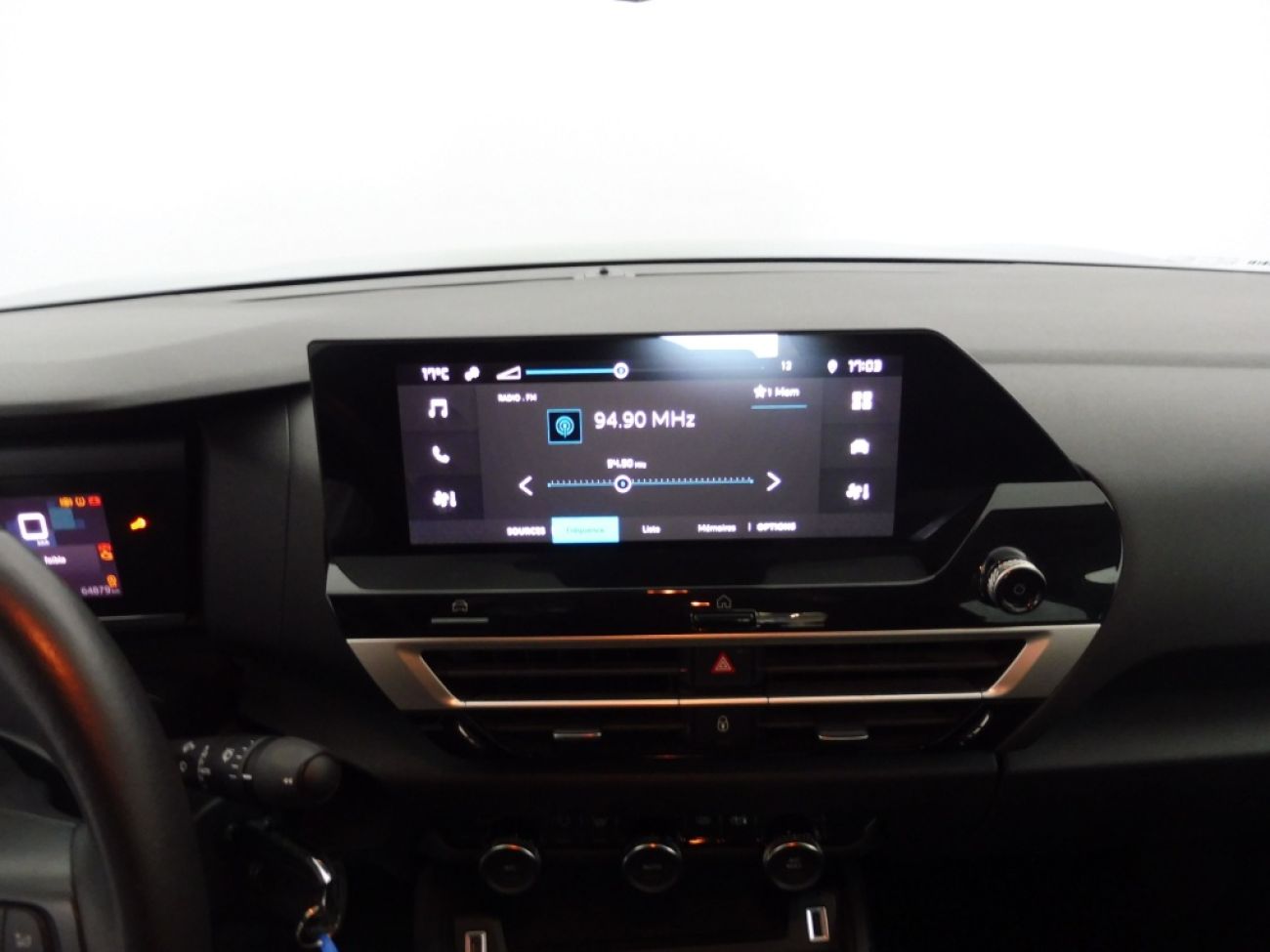 Mandataire Citroën C4 X 1.2 PURETECH 100 FEEL