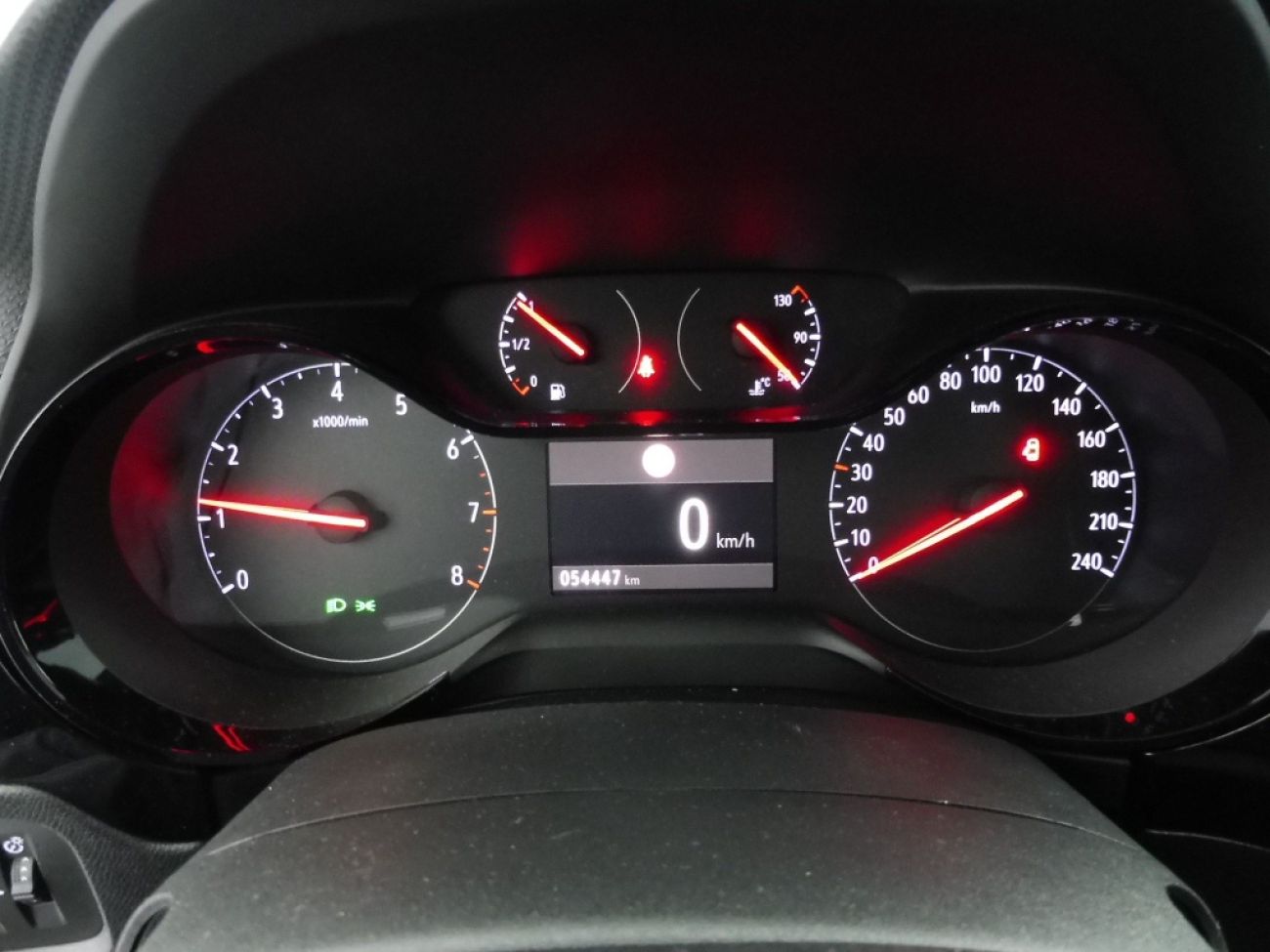 Mandataire Opel Corsa 1.2 100edition