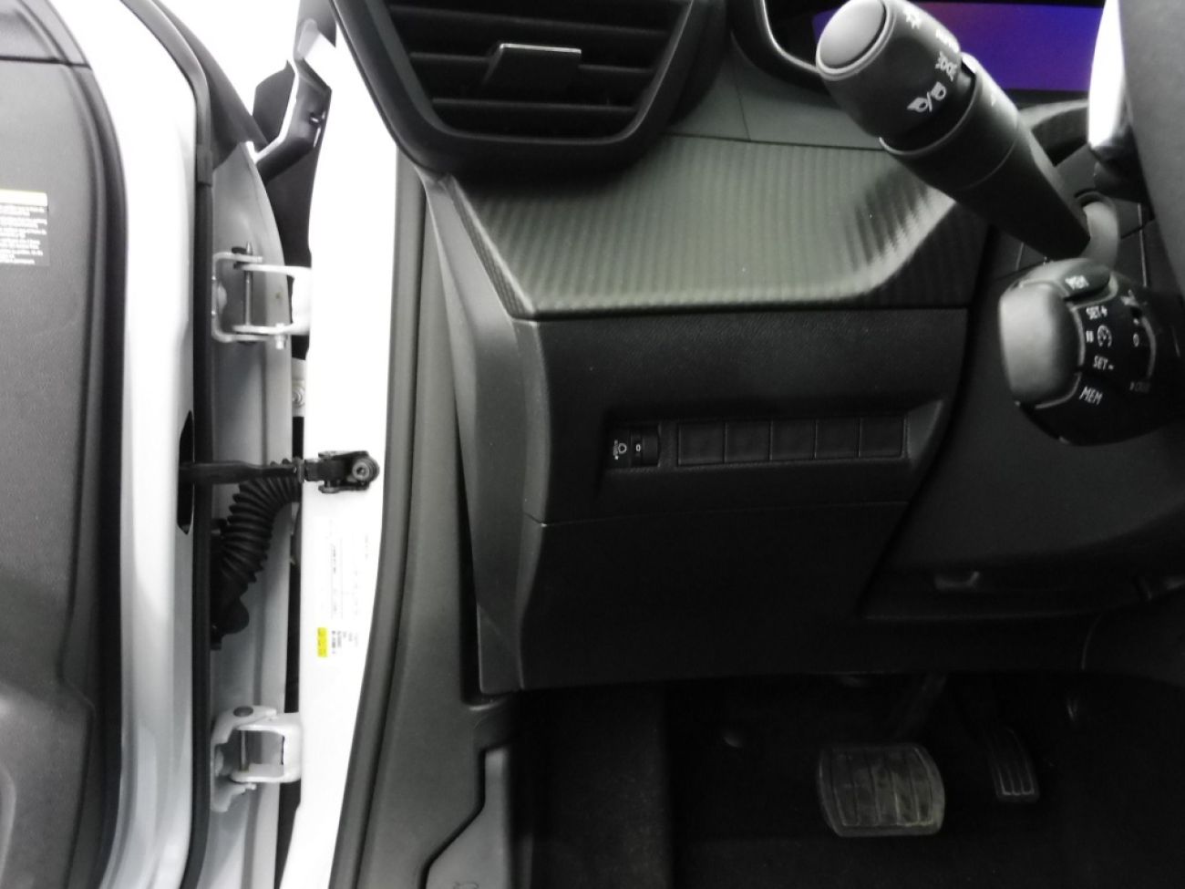 Mandataire PEUGEOT 2008 1.2 PURETECH 130CH S&S ALLURE EAT8
