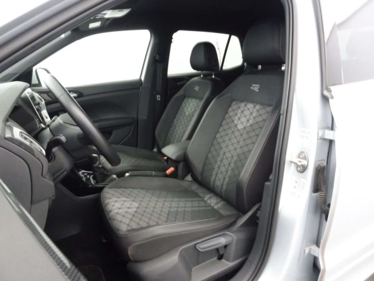 Mandataire VOLKSWAGEN T-Cross 1.0 TSI 115CH R-LINE