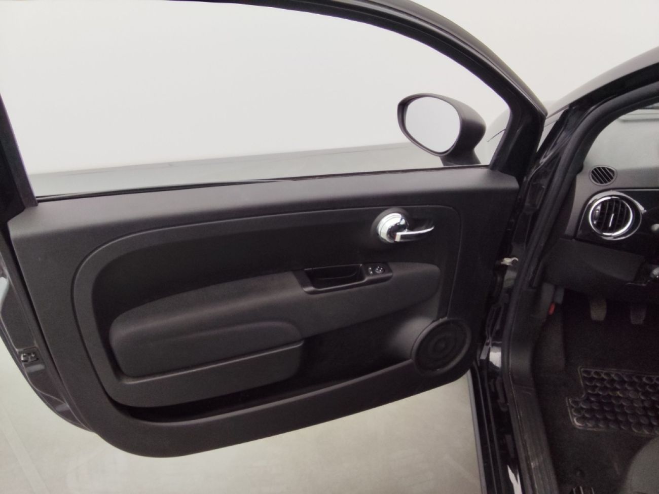 Mandataire FIAT 500C 1.0 70CH BSG SERIE 1