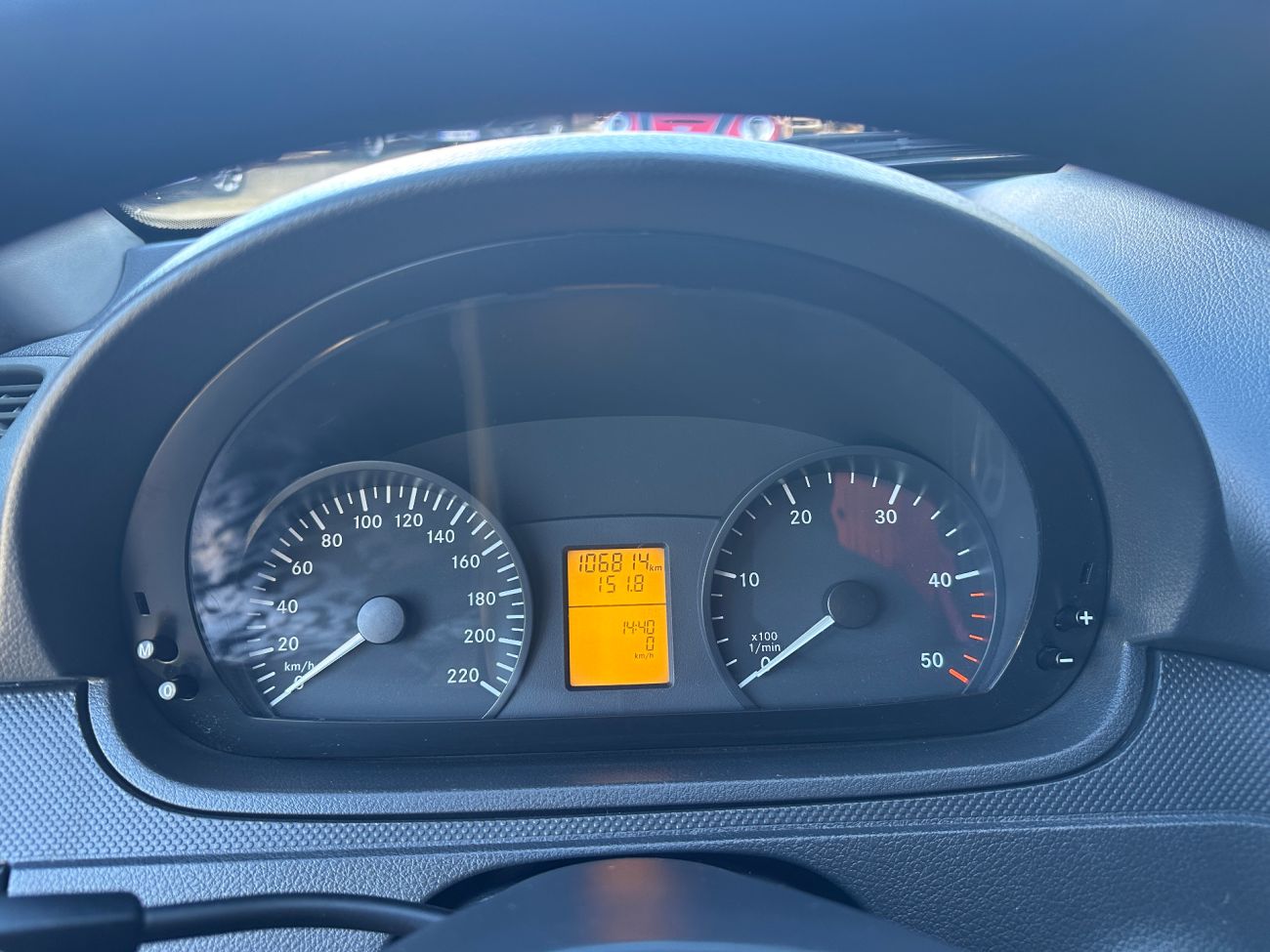 Mandataire MERCEDES-BENZ VITO FOURGON 110 CDI 2.8t COMPACT 6 places