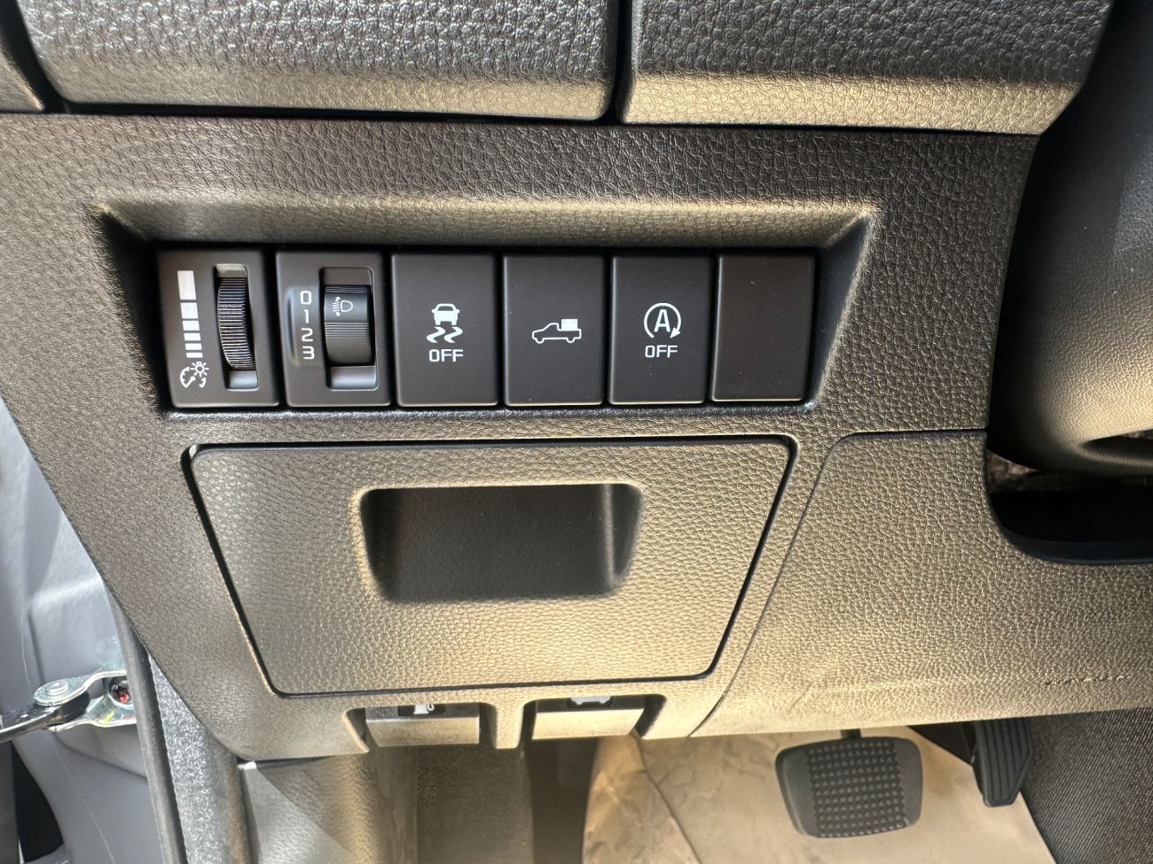 Mandataire ISUZU D-MAX NOUVEAU SINGLE 2.2L B-STRONG