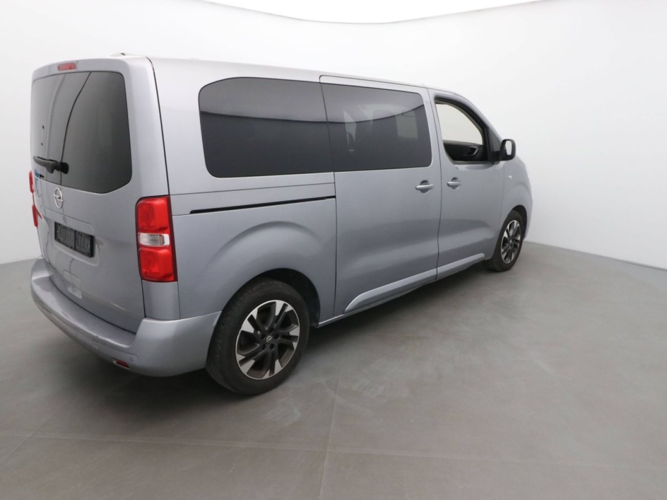 Mandataire Opel Zafira Life L2 2.0 D 145CH EDITION