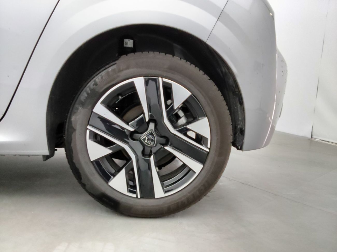 Mandataire PEUGEOT 208 1.2 100CH S&S ALLURE