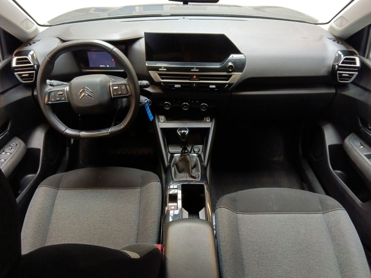 Mandataire Citroën C4 X 1.2 PURETECH 100 FEEL
