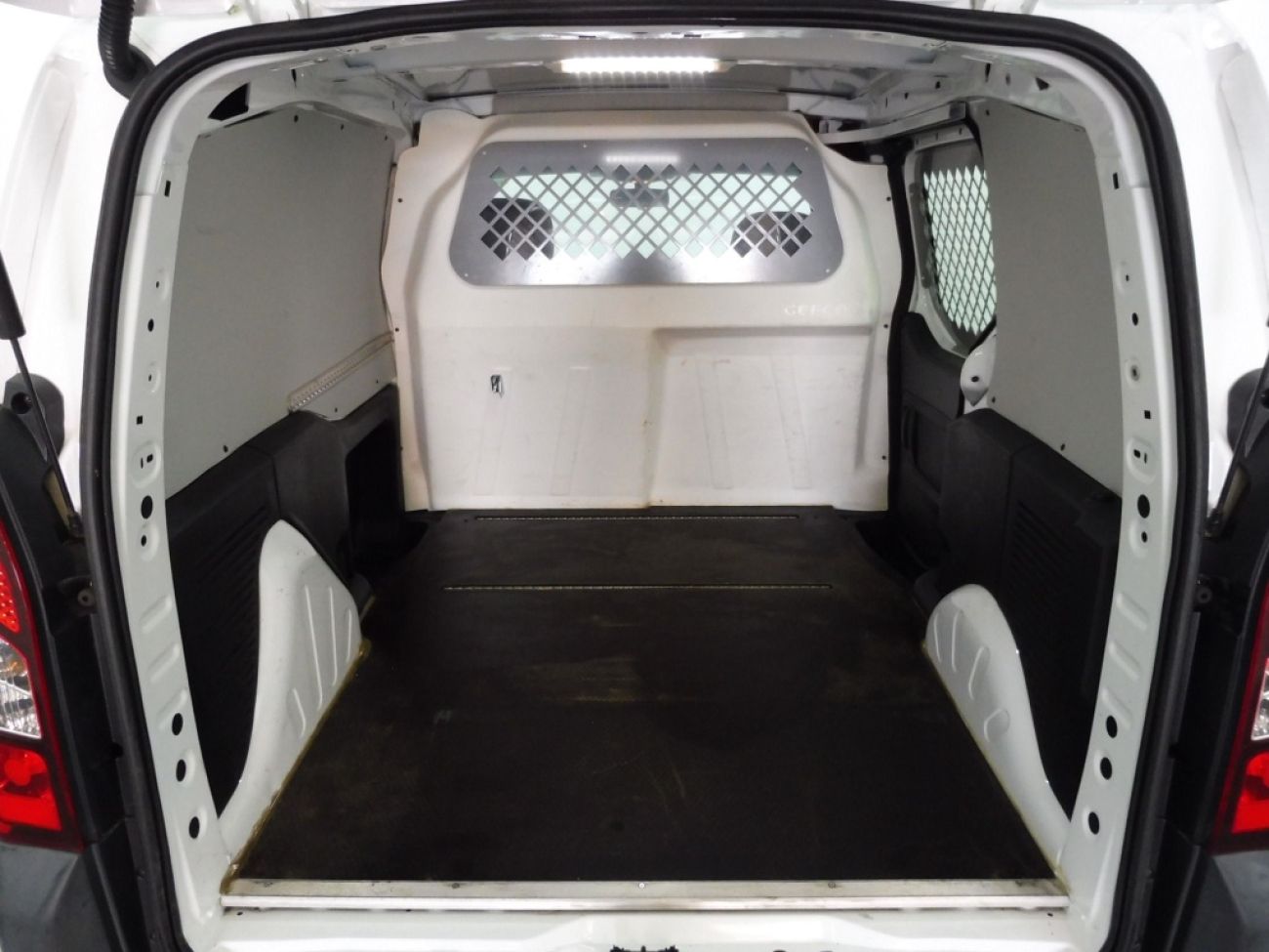 Mandataire Citroën Berlingo BLUEHDI 75CH CLUB
