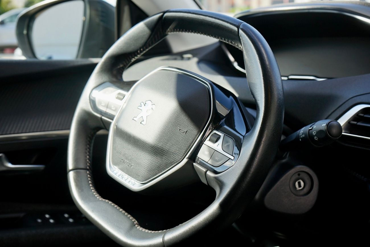 Mandataire PEUGEOT 3008 Puretech 130ch S&S BVM6 Active RADAR AVANT & ARRIERE / ENTRETIEN PEUGEOT