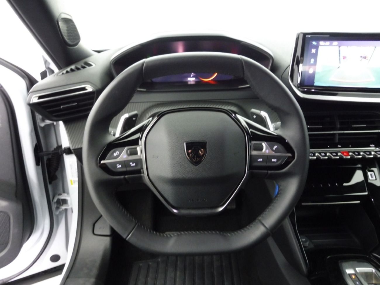 Mandataire PEUGEOT 2008 1.2 PURETECH 130CH S&S ALLURE EAT8