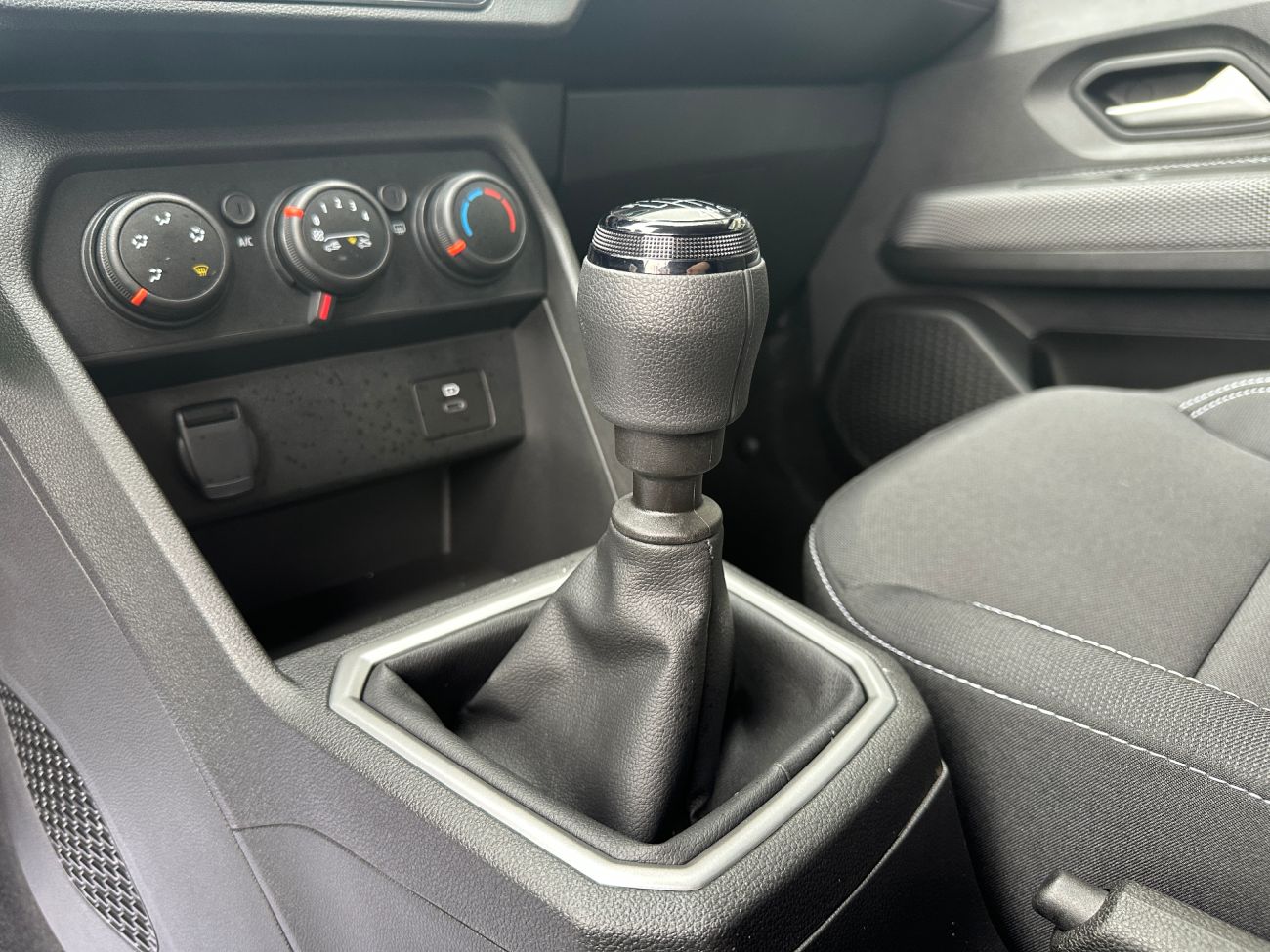 Mandataire Dacia JOGGER ECO-G 100 7 places Expression