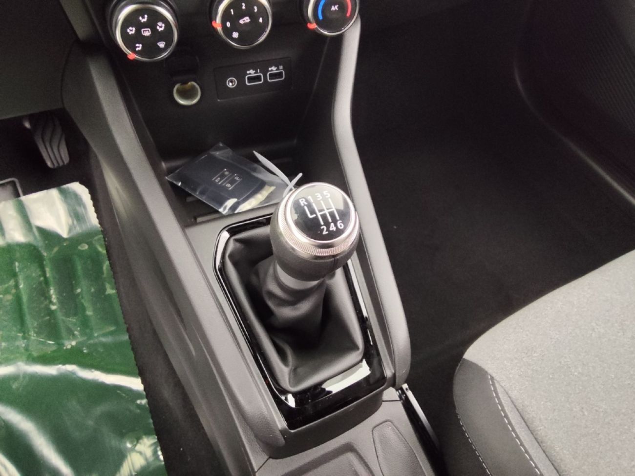 Mandataire RENAULT CLIO V 1.5 BLUE DCI 100CH EVOLUTION - 24