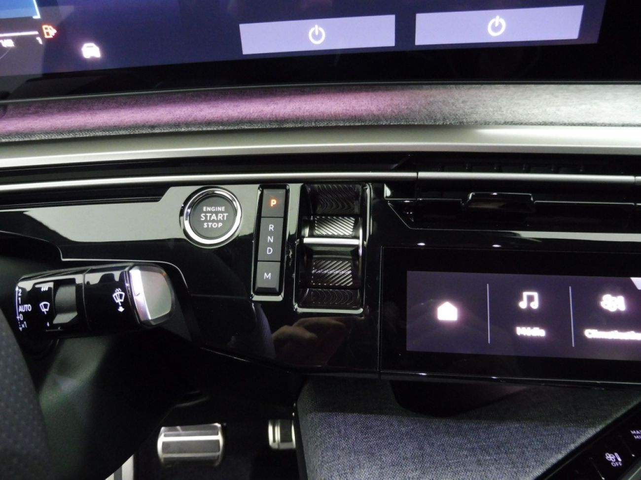 Mandataire PEUGEOT 3008 1.2 HYBRID 145CH GT E-DCS6