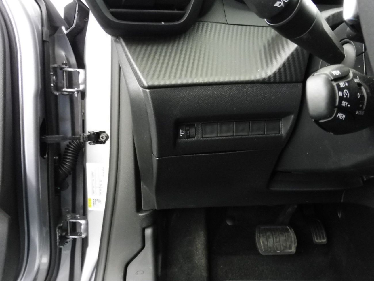 Mandataire PEUGEOT 2008 1.2 PURETECH 130CH S&S ALLURE EAT8