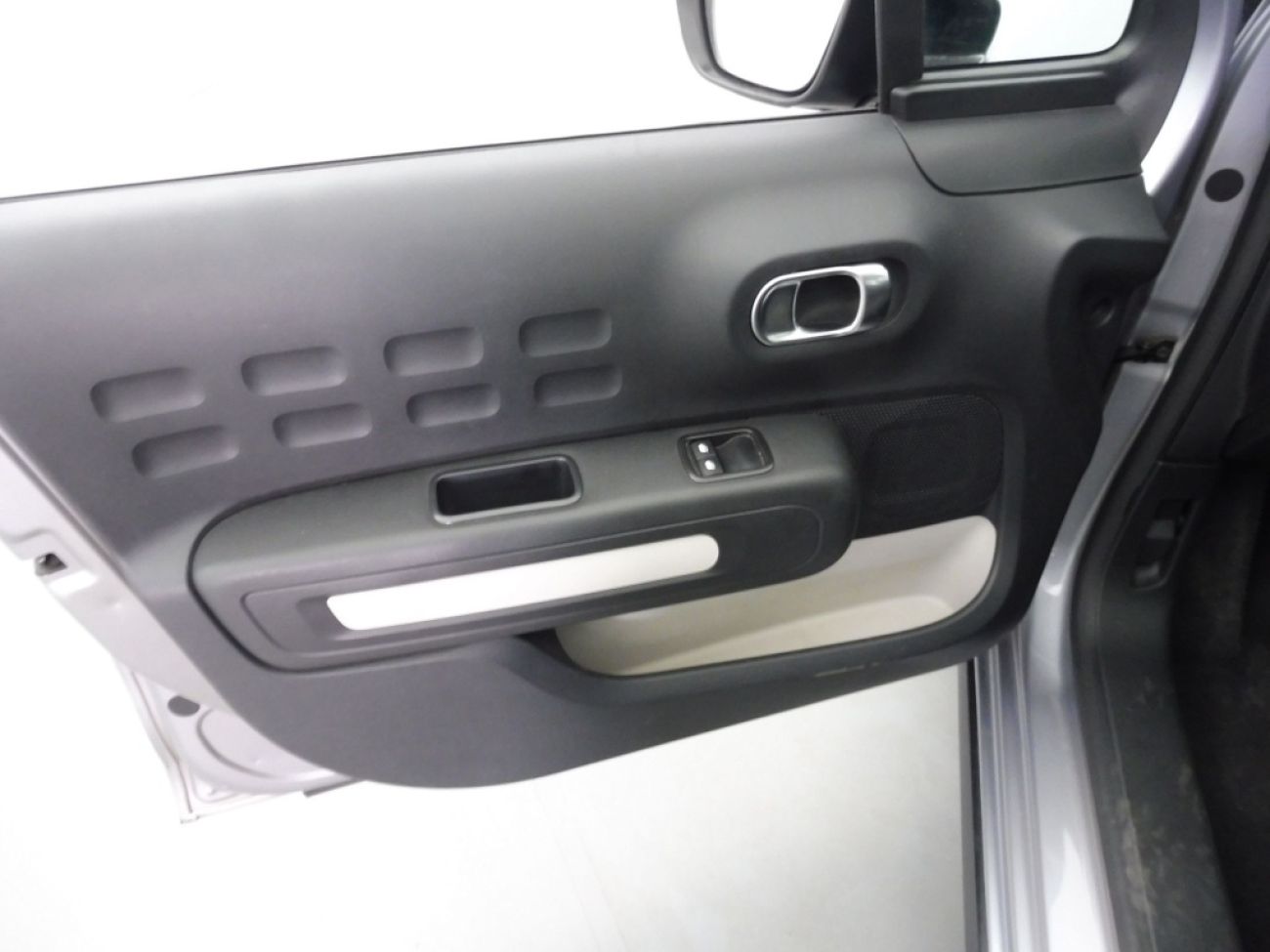 Mandataire Citroën C3 1.5 BLUEHDI 100CH S&S PLUS