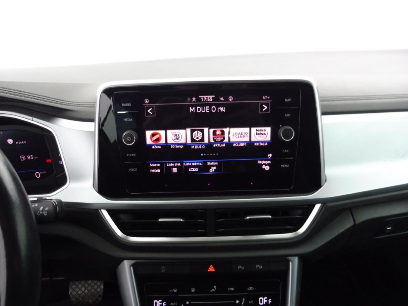 Mandataire VOLKSWAGEN T-Roc Cabriolet 1.5 TSI 150 DSGstyle