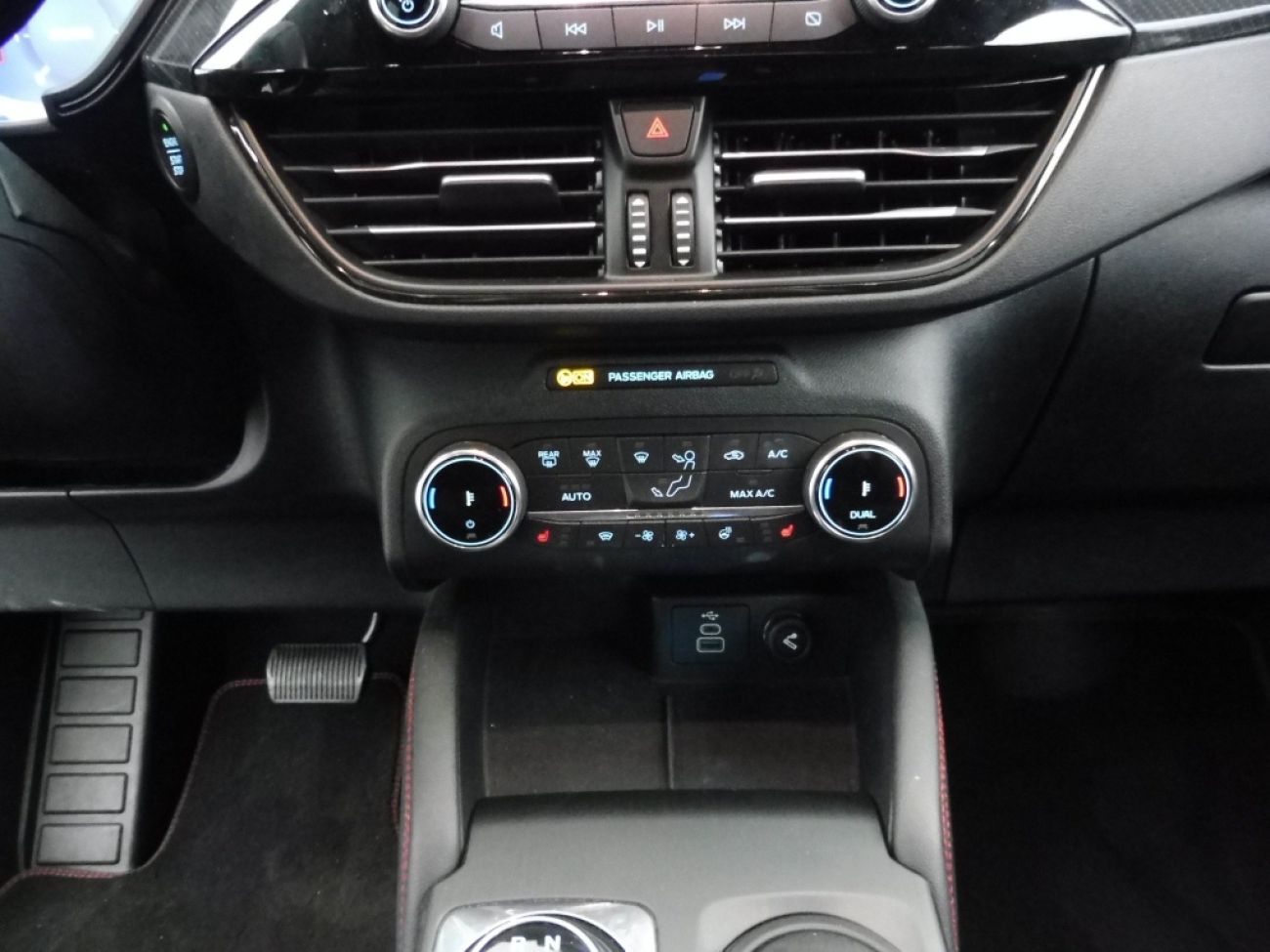 Mandataire Ford Kuga 2.0 TDCI 120CH ST-LINE POWERSHIFT