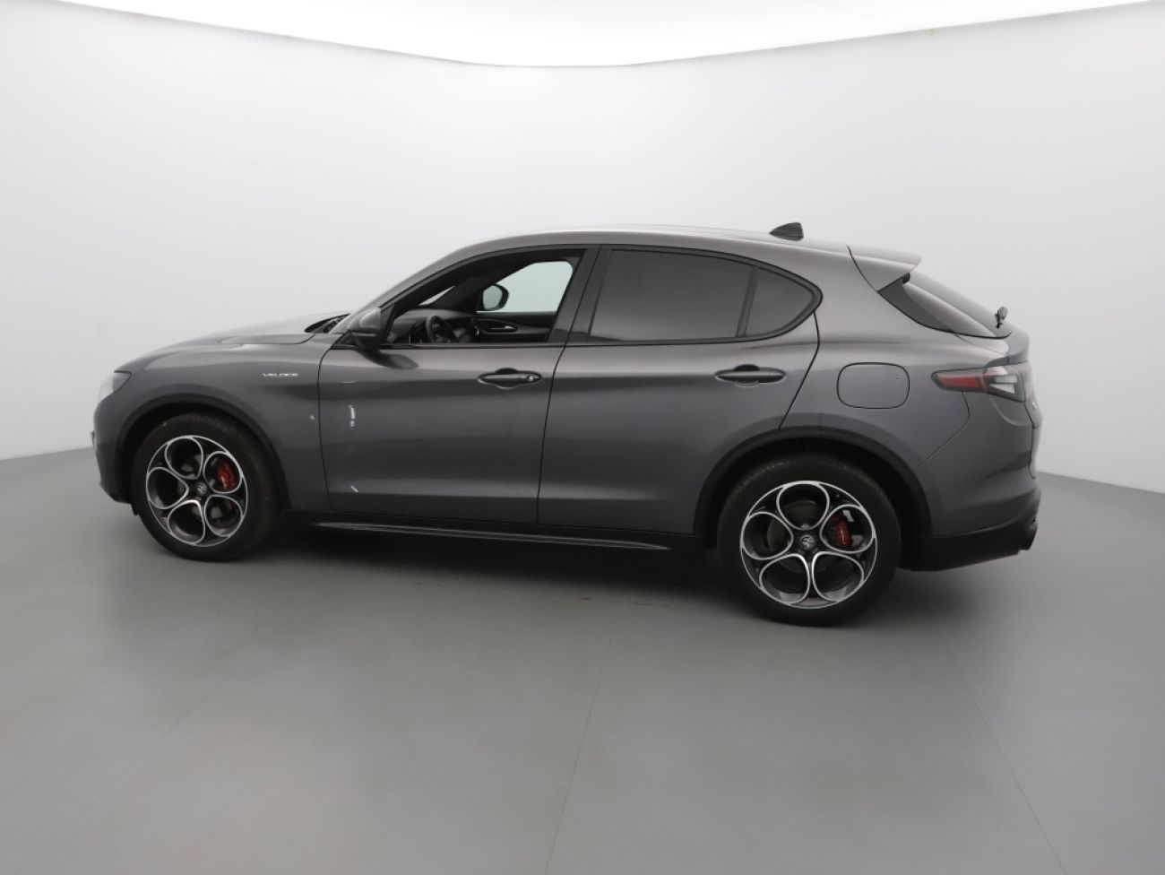 Mandataire ALPHA ROMEO Stelvio 2.2 DIESEL 160CH SPRINT AT8