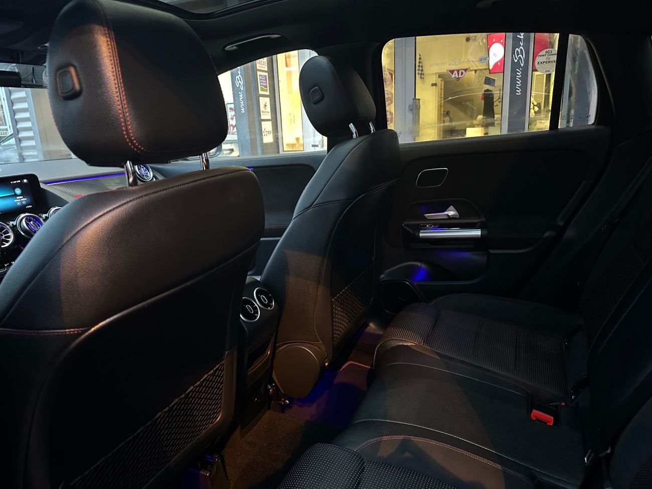 Mandataire MERCEDES-BENZ GLA 200 d 8G-DCT AMG Line edition 1 toit pano