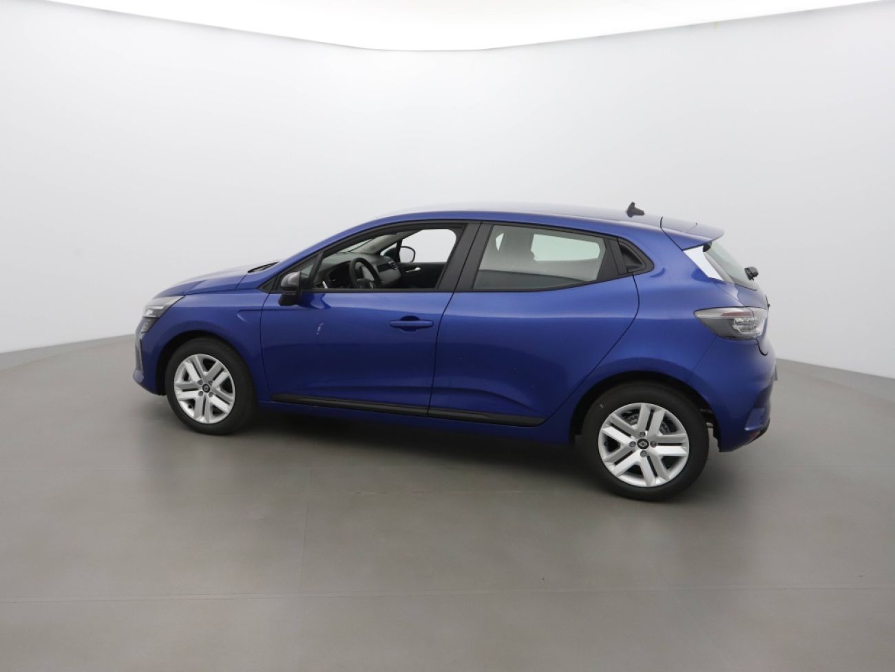 Mandataire RENAULT CLIO V 1.5 DCI 100CH EVOLUTION - 25