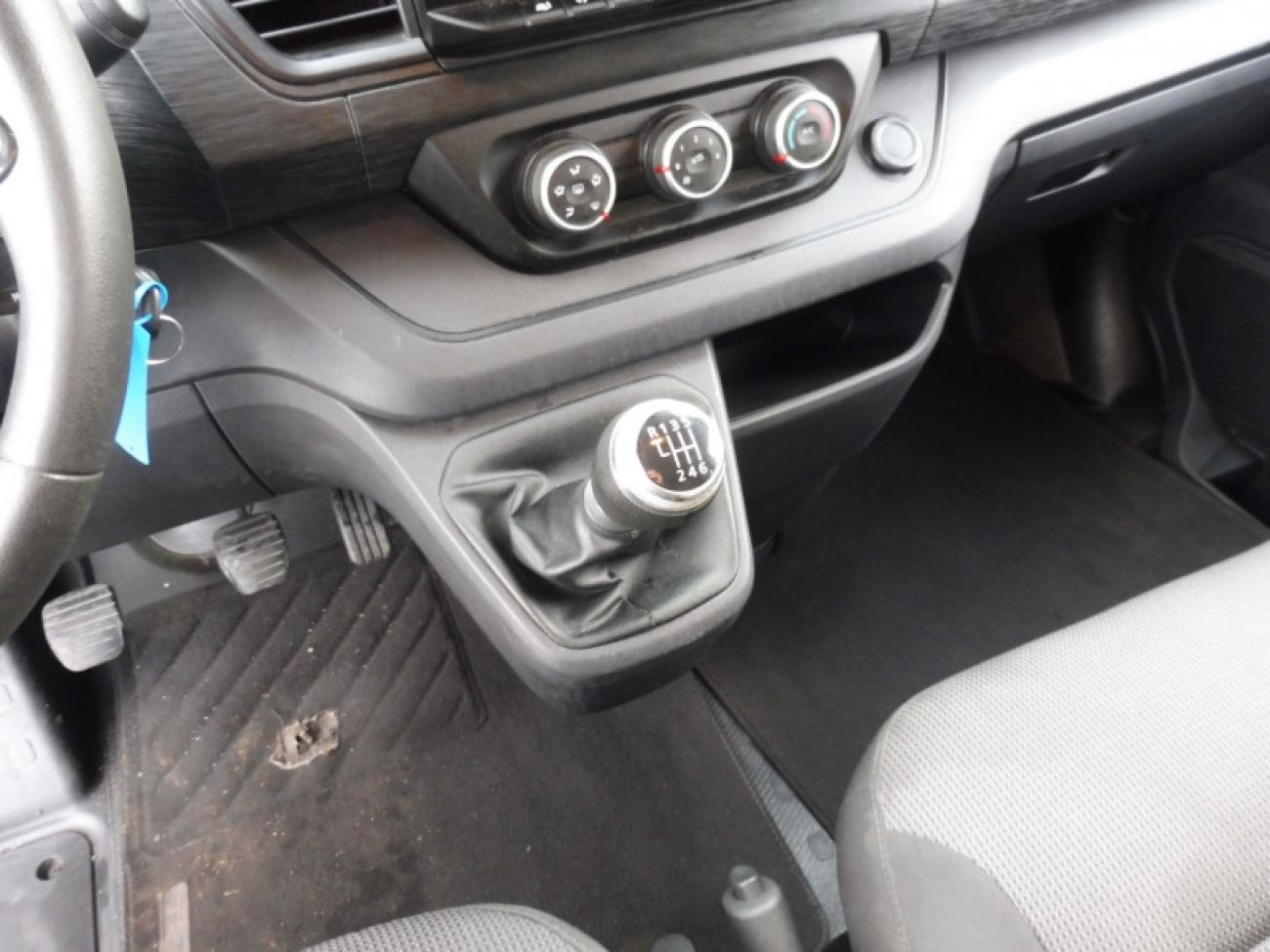 Mandataire RENAULT Trafic Passenger L2 2.0 BLUE DCI 150CH S&S ZEN 9 PLACES