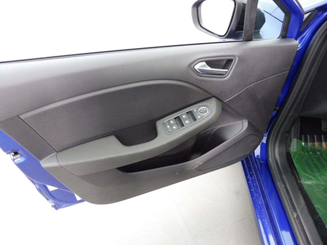 Mandataire RENAULT CLIO V 1.5 DCI 100CH EVOLUTION - 25