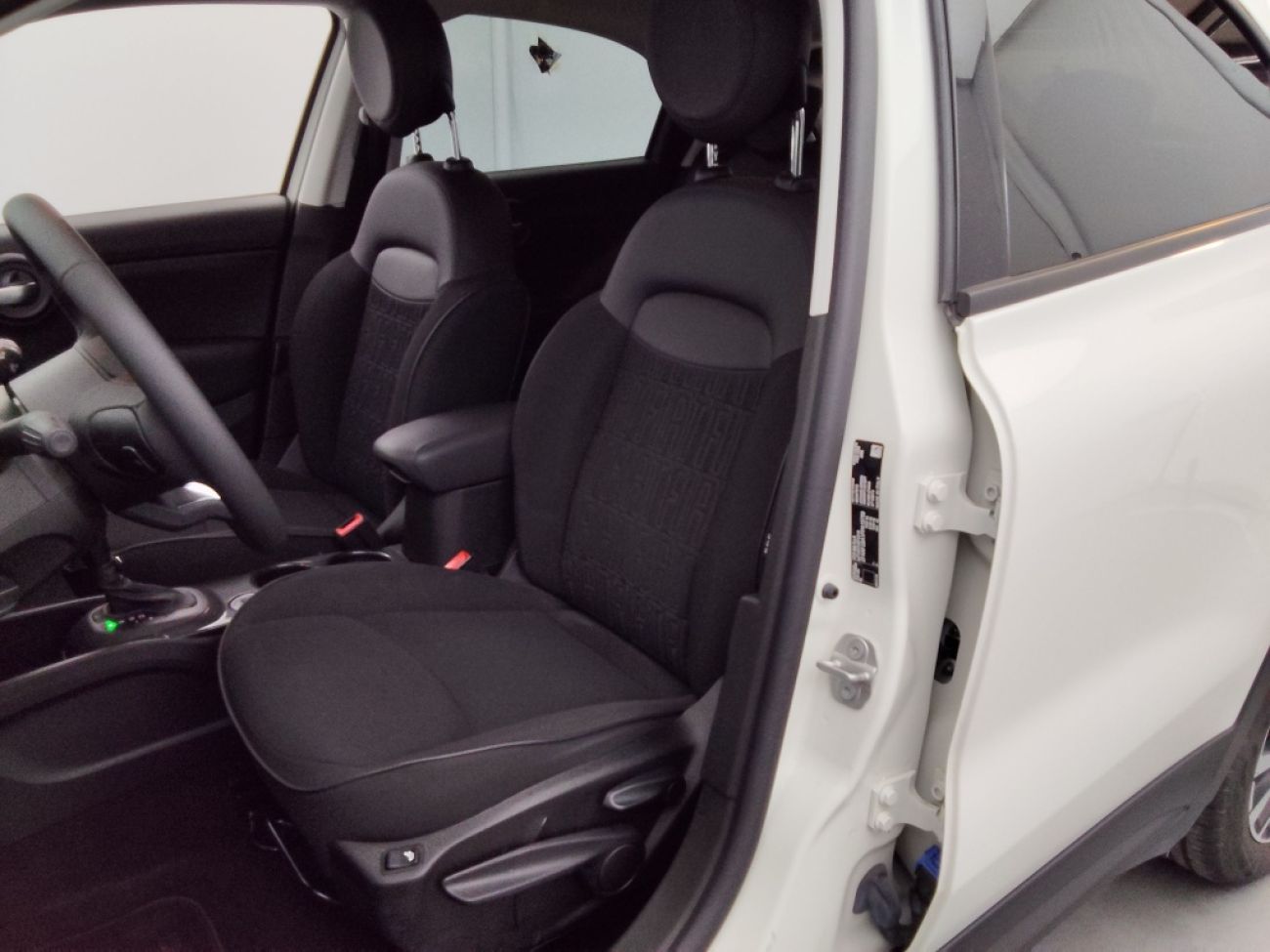 Mandataire FIAT 500X 1.5 FIREFLY TURBO 130CH S/S HYBRID PACK CONFORT DCT7