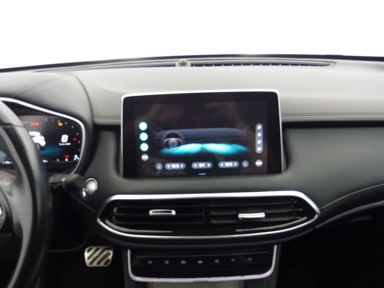 Mandataire MG HS 1.5 T-GDI 162 AT luxury