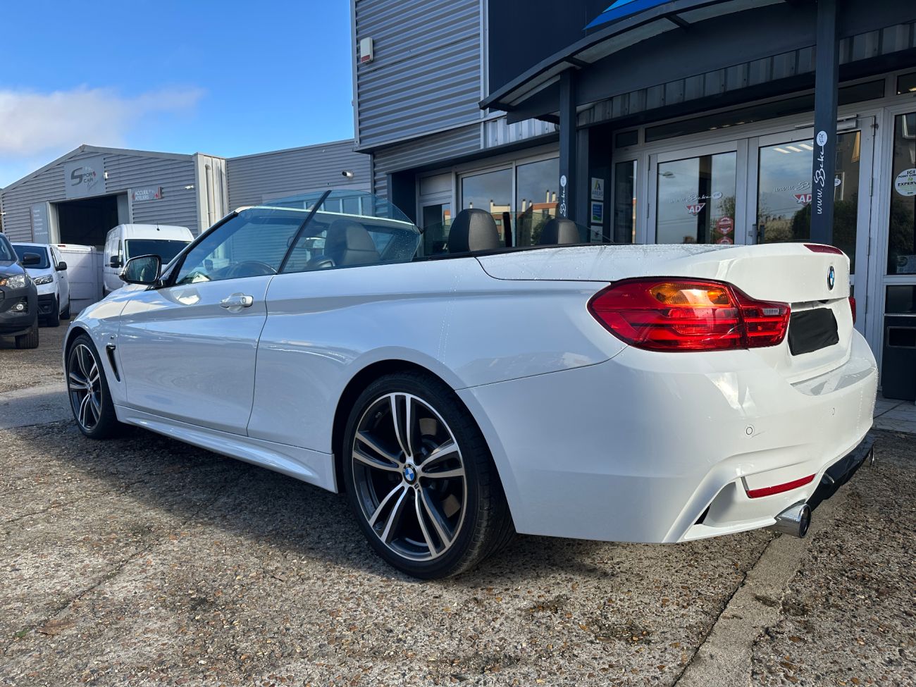 Mandataire BMW SERIE 4 CABRIOLET F33 Cab 440i 326 ch M Sport A