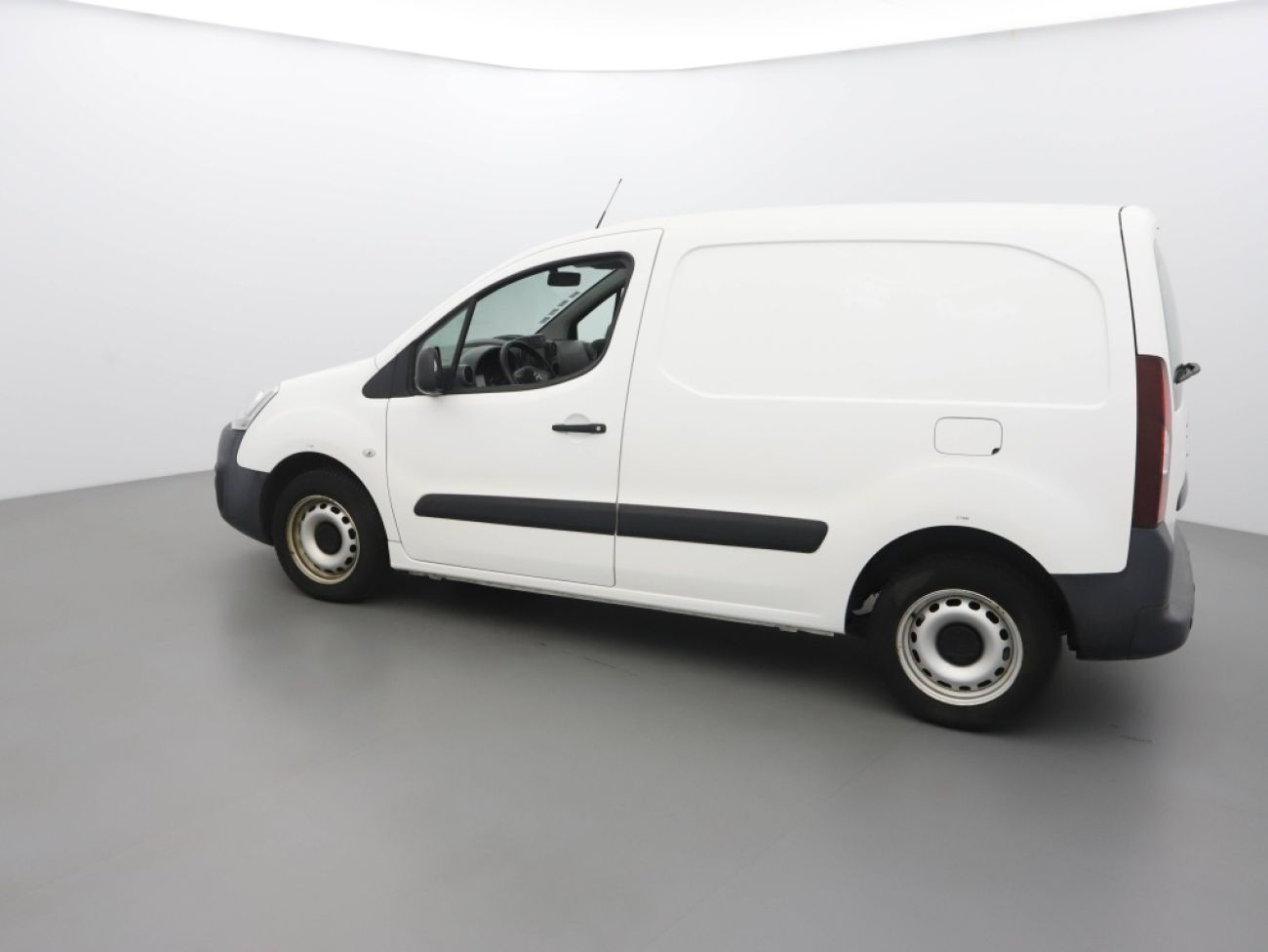Mandataire Citroën Berlingo BLUEHDI 75CH CLUB