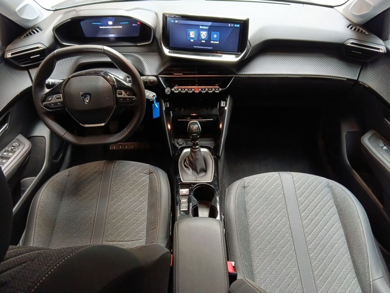 Mandataire PEUGEOT 208 1.2 100CH S&S ALLURE