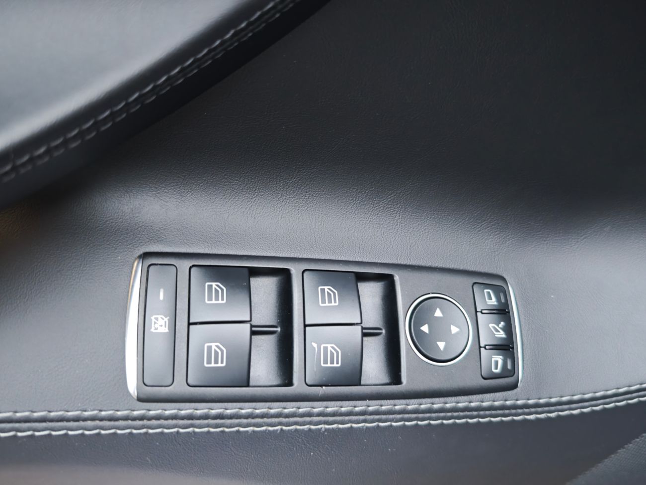 Mandataire TESLA MODEL S Grande Autonomie awd