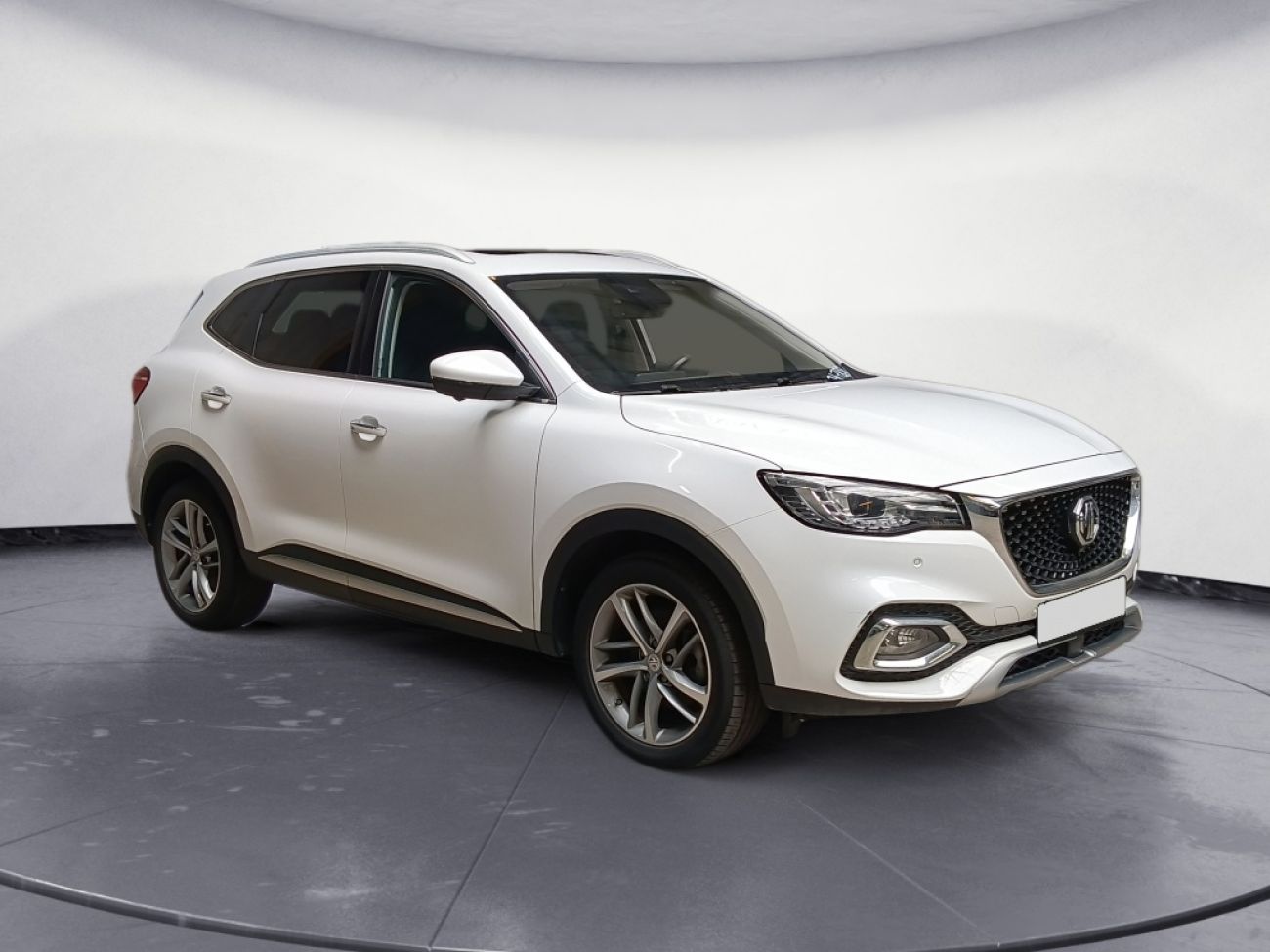 Mandataire MG HS 1.5 T-GDI 162 AT luxury