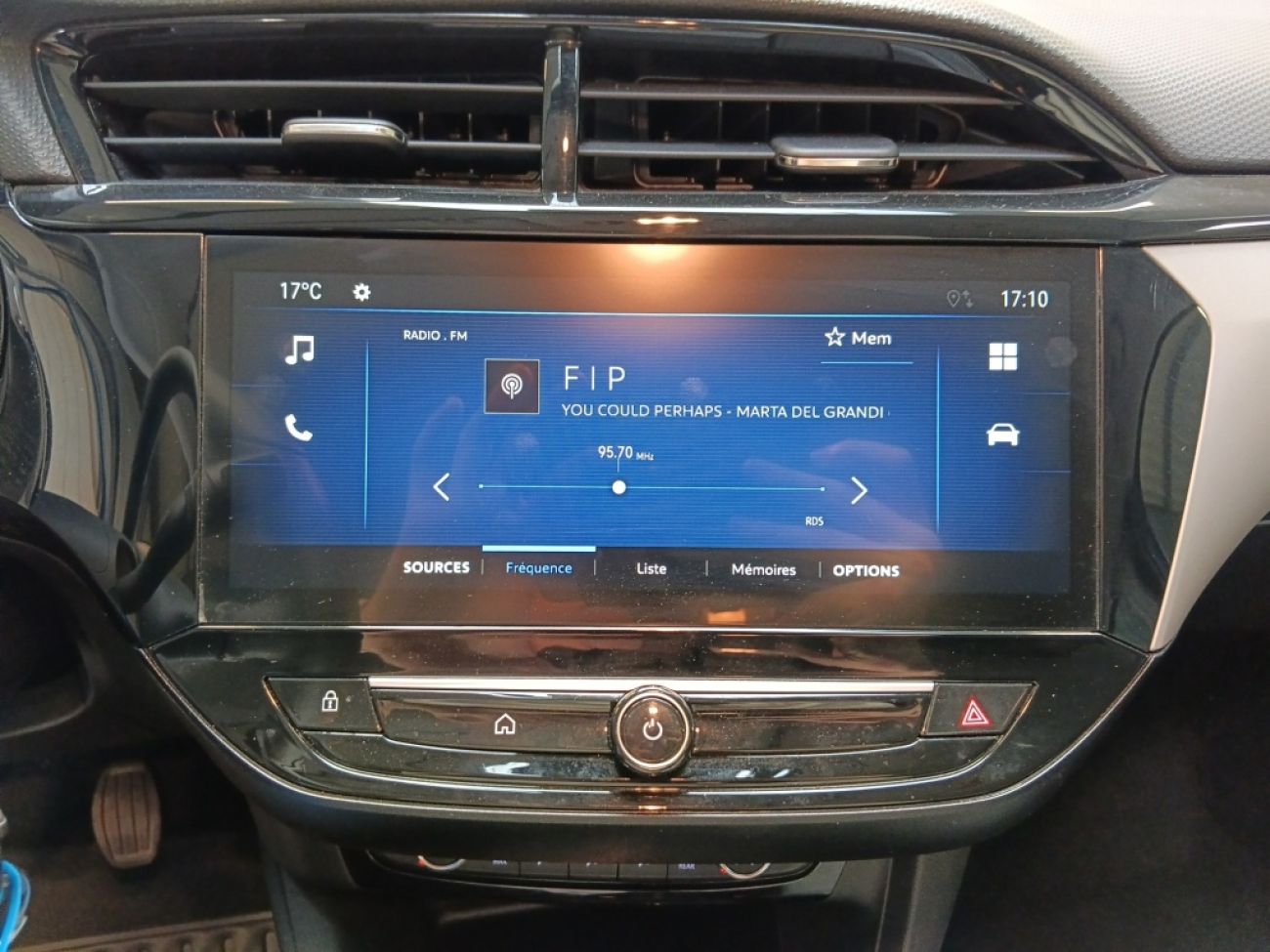 Mandataire Opel Corsa 1.2T 100base