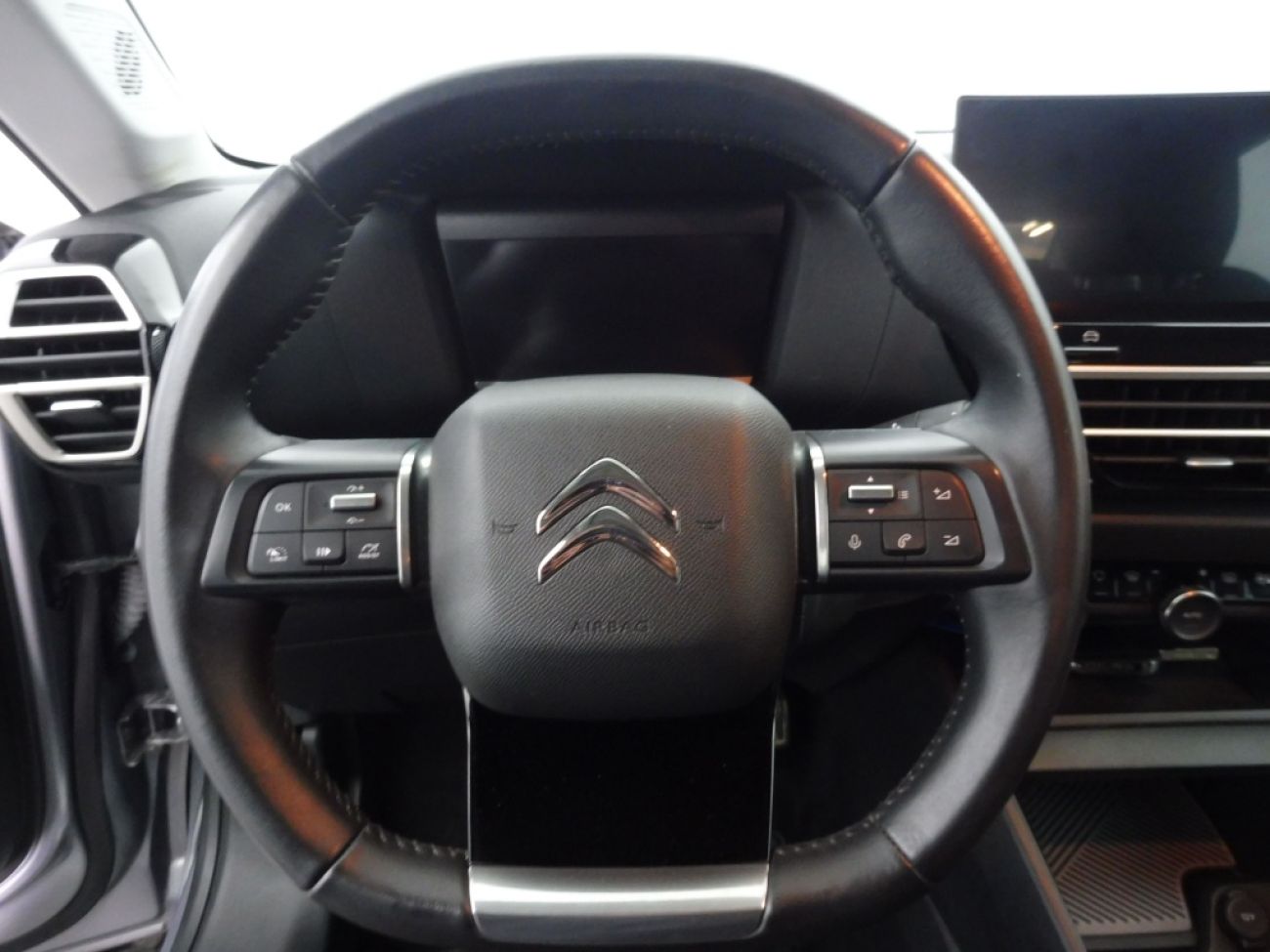 Mandataire Citroën C4 X 1.2 PURETECH 100 FEEL