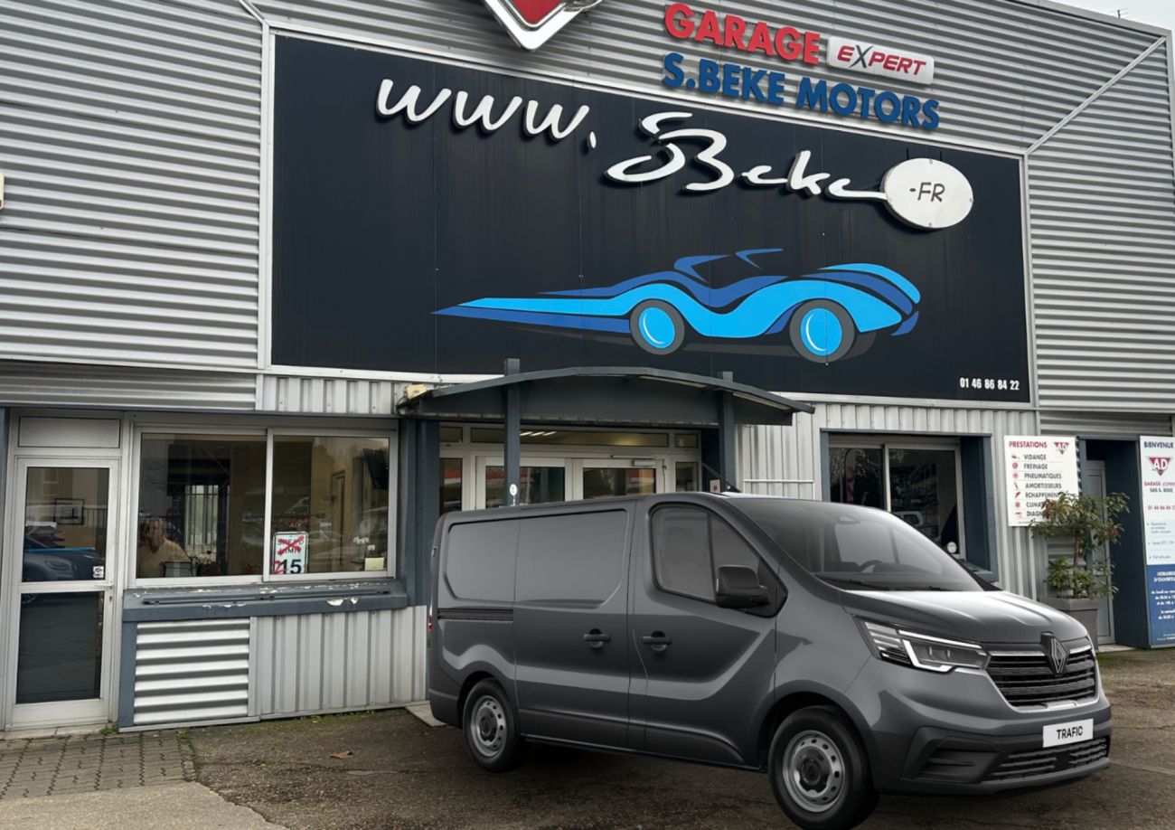 Mandataire RENAULT TRAFIC L1H1 ADVANCE 3T blue dci 150 auto