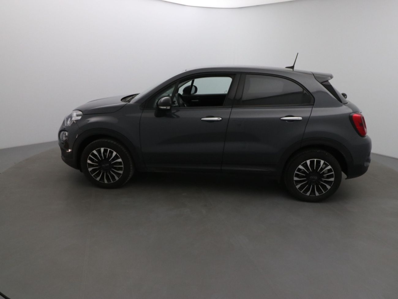 Mandataire FIAT 500X 1.5 FIREFLY TURBO 130CH S/S HYBRID PACK CONFORT DCT7